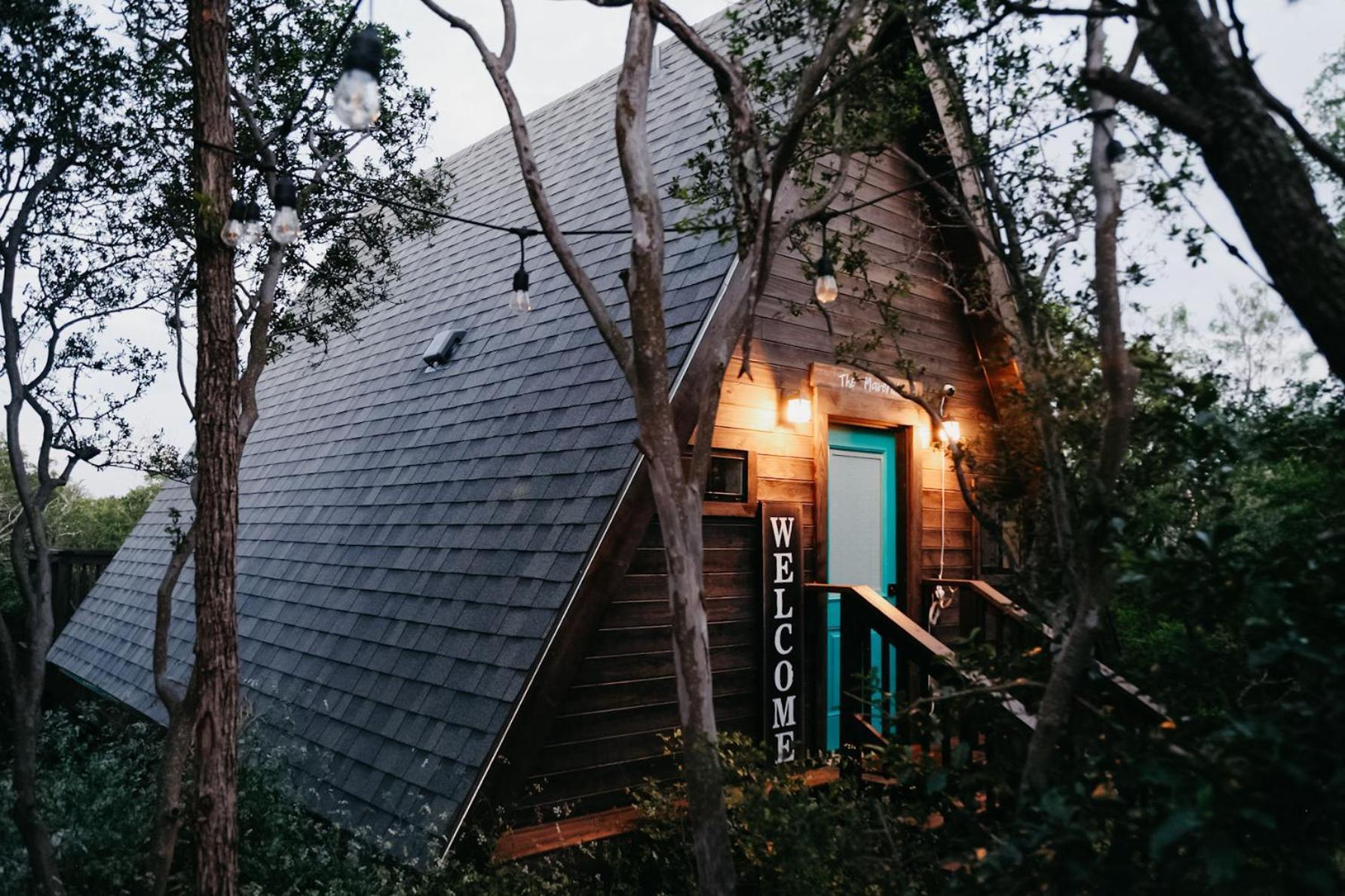 The Maverick: A-Frame W/ Hammock And Tree Top View Нью Браунфелс Экстерьер фото